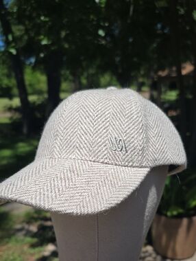 VRST Men’s Herringbone Cap Beige Adjustable Strap Hat NWT Neutral Dad Hat